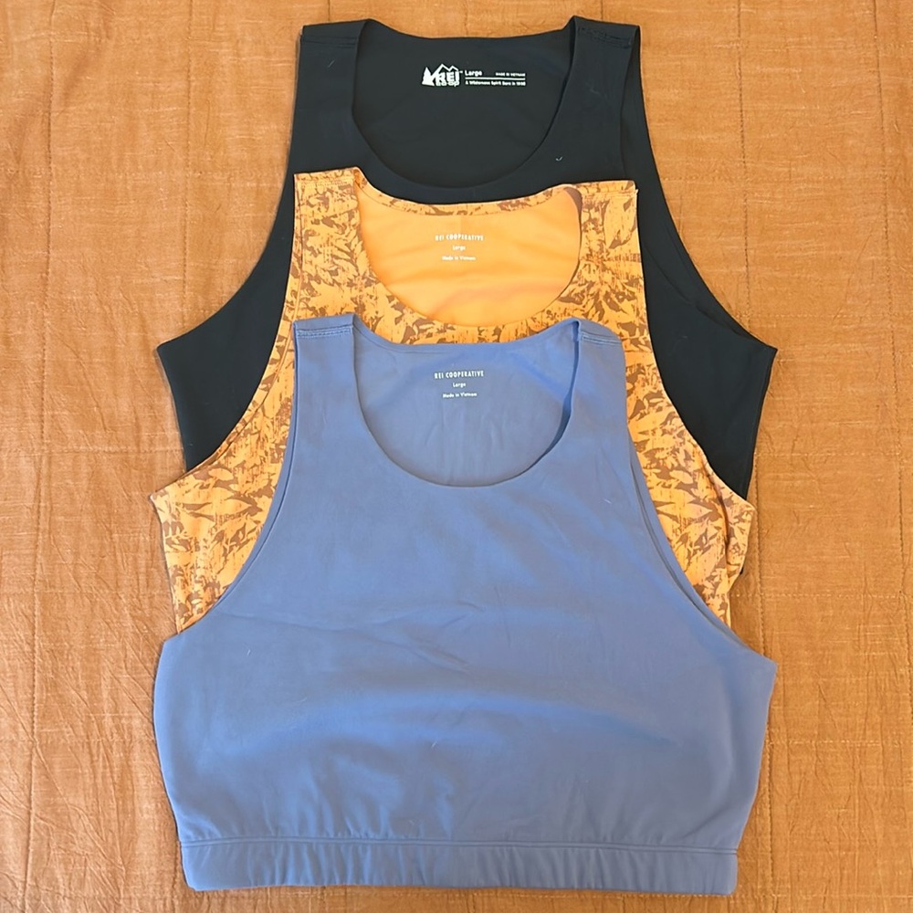 REI Crop Sports Top Bundle size large